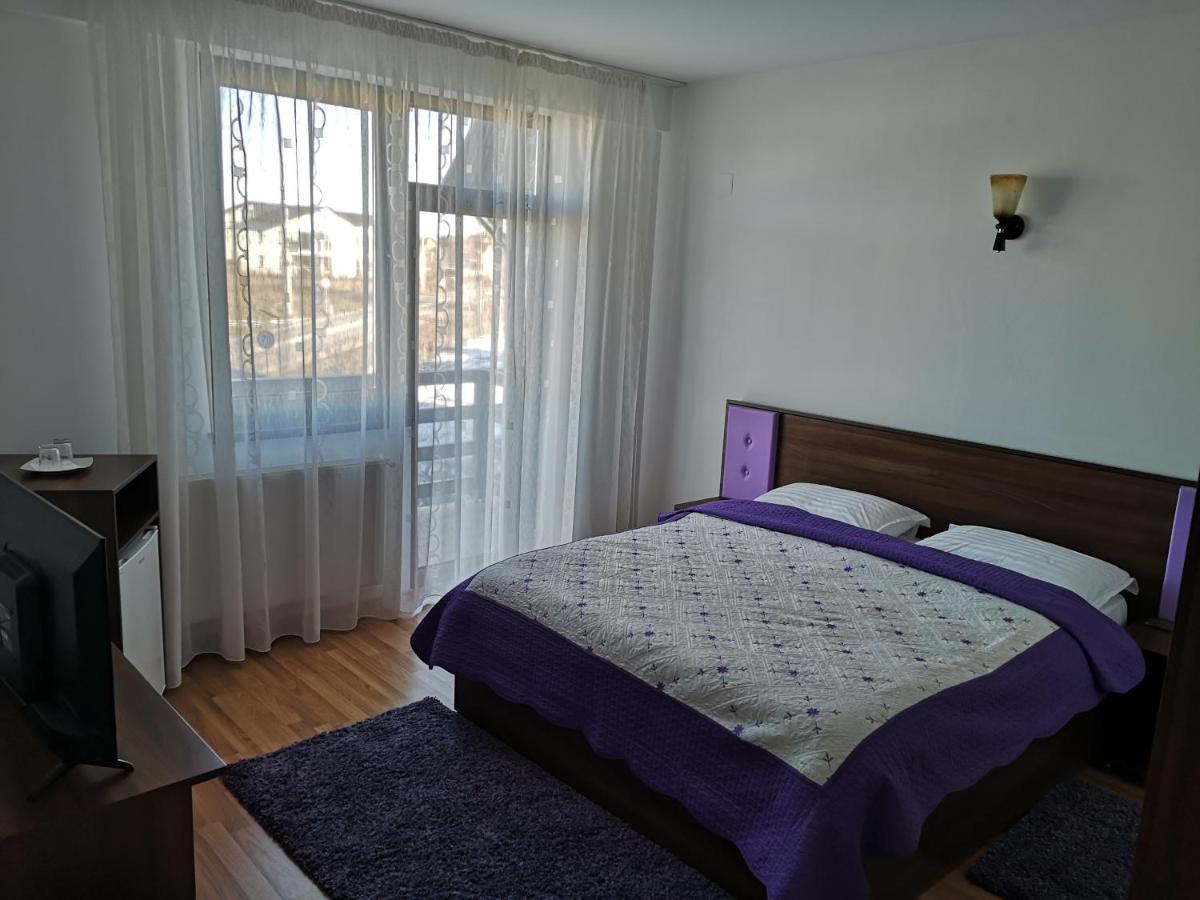Passa Tempo Hotel Suceava Bagian luar foto
